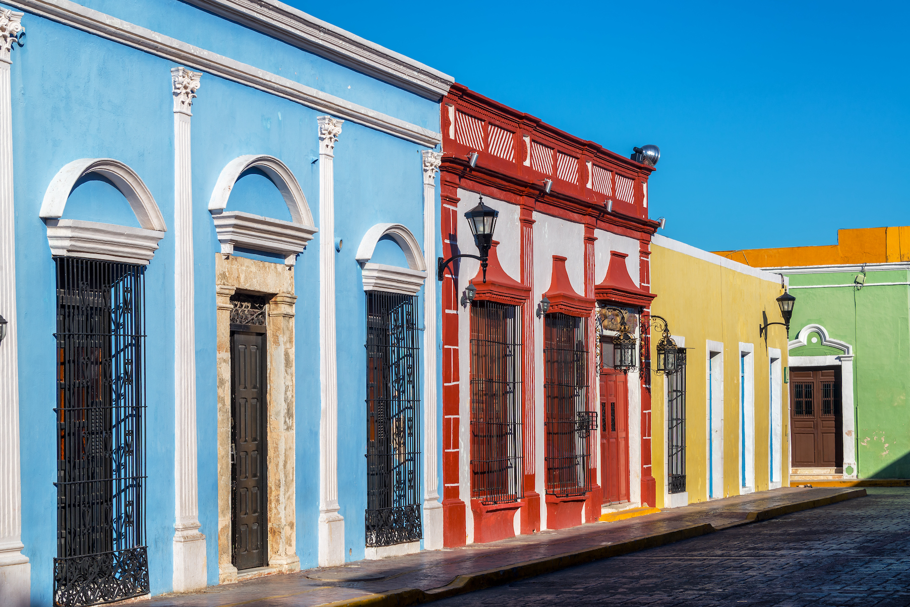 brightly-colored-colonial-buildings-2021-08-26-22-29-40-utc